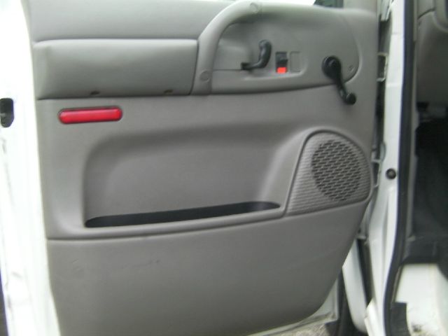 GMC Safari 2001 photo 3