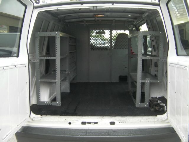 GMC Safari 2001 photo 6