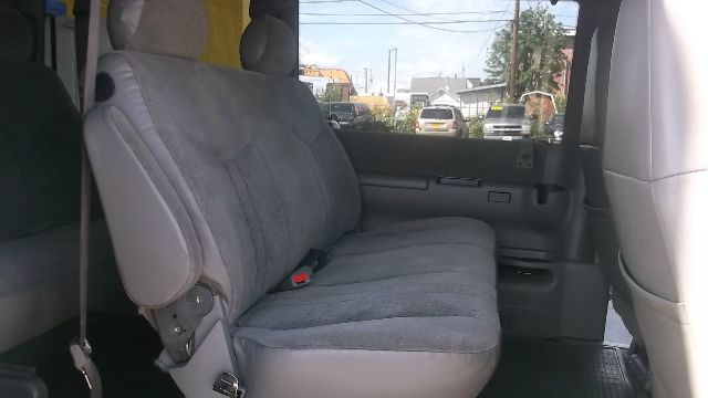 GMC Safari 2003 photo 3