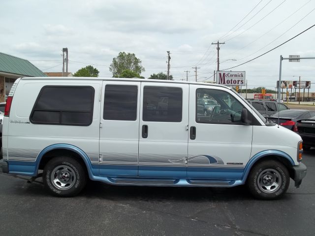 GMC Savana 1997 photo 6