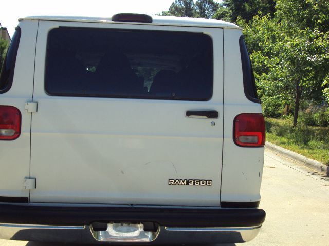 GMC Savana 1997 photo 3