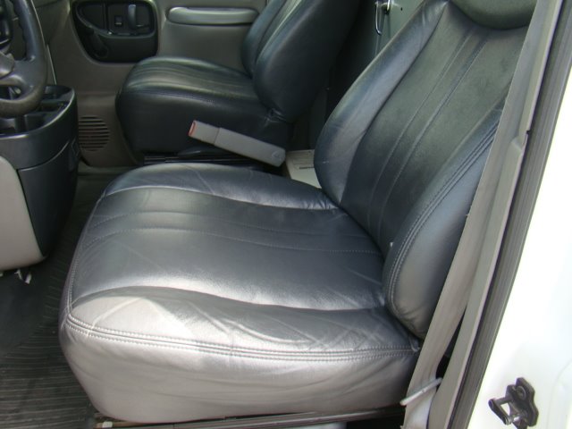 GMC Savana 1997 photo 11