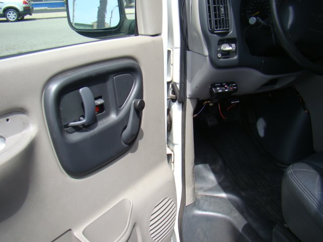 GMC Savana 1997 photo 12