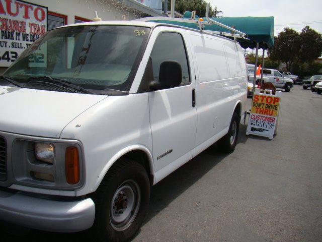 GMC Savana 1997 photo 19