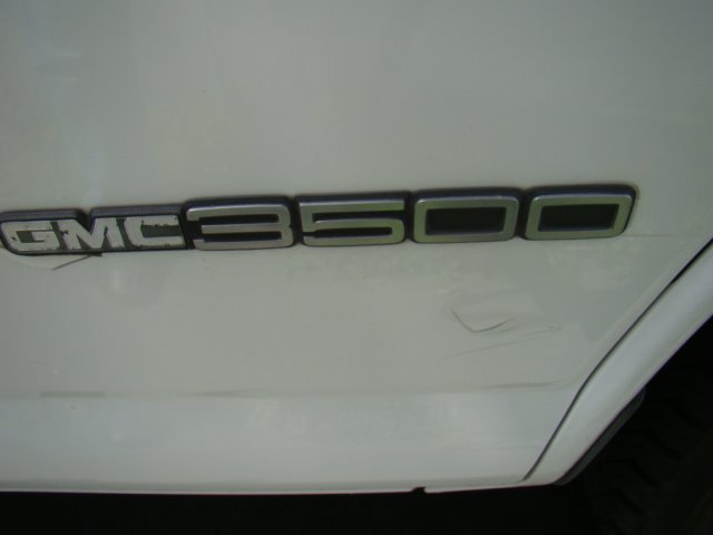 GMC Savana 1997 photo 2