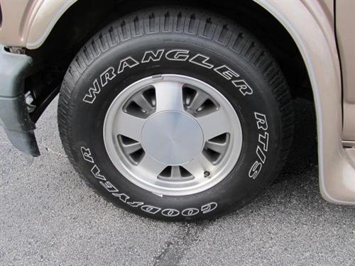 GMC Savana 1998 photo 3