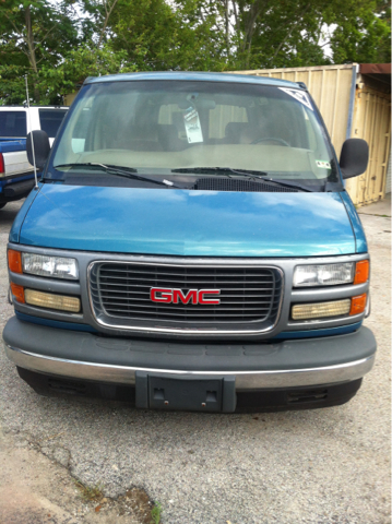 GMC Savana 1998 photo 5