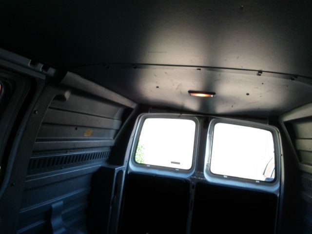 GMC Savana 1999 photo 4