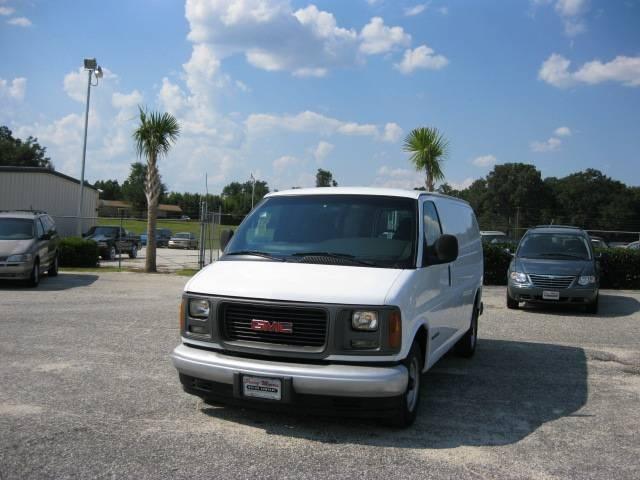 GMC Savana 2001 photo 1