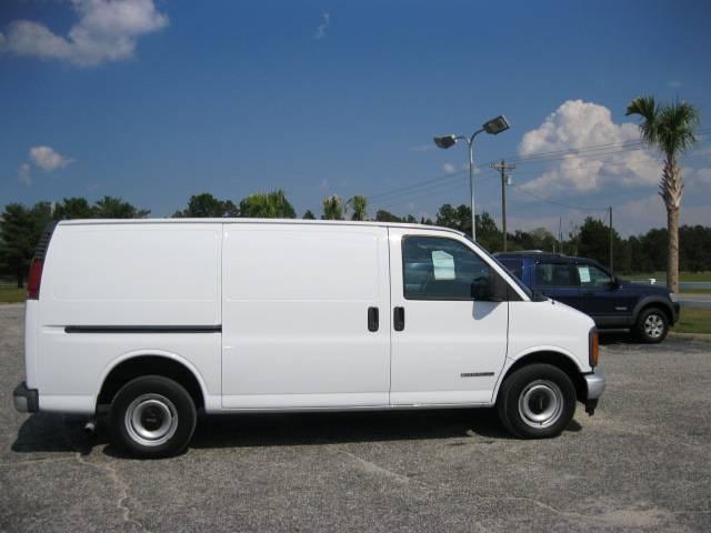 GMC Savana 2001 photo 4