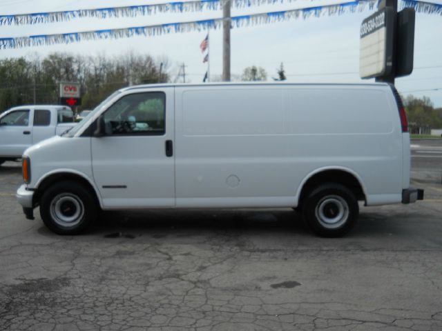 GMC Savana VDC Passenger Van