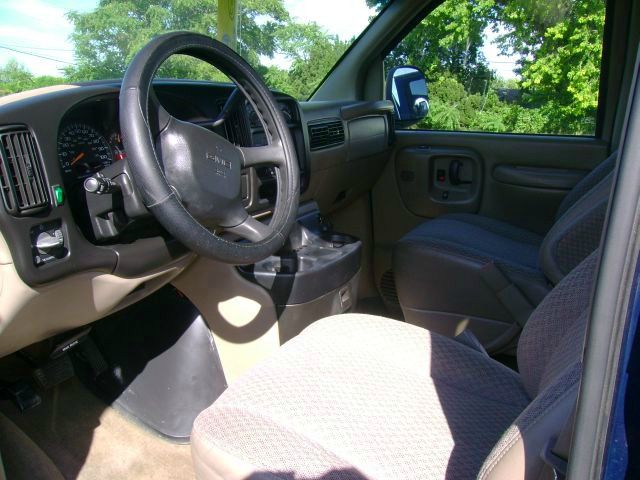 GMC Savana FWD CX LTD Avail Passenger Van