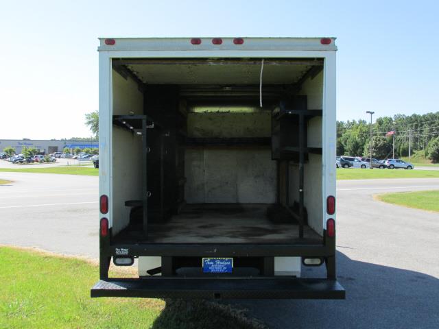 GMC Savana 2002 photo 3