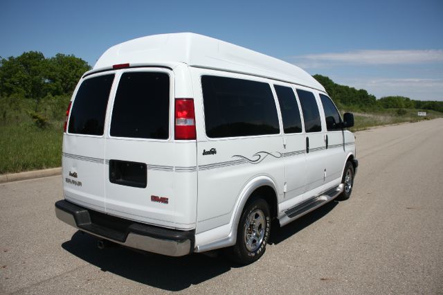 GMC Savana 2003 photo 19
