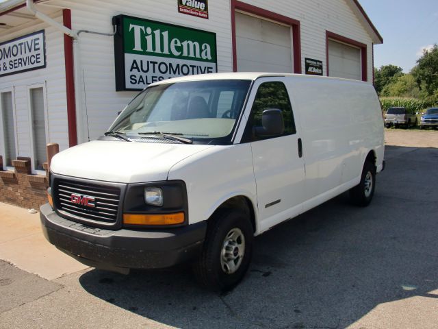 GMC Savana 2004 photo 4