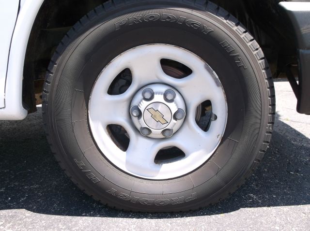 GMC Savana 2005 photo 1