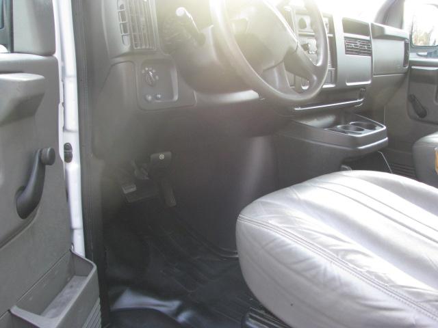 GMC Savana 2005 photo 3