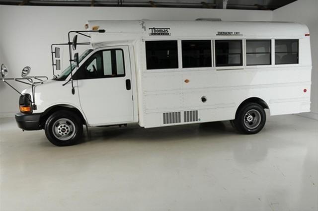 GMC Savana 2005 photo 1