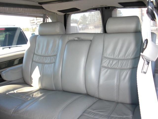 GMC Savana 2005 photo 3