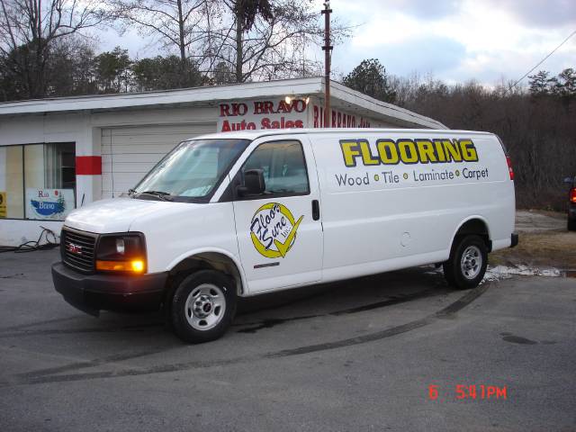 GMC Savana 2005 photo 1