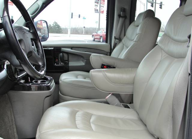 GMC Savana 2005 photo 5