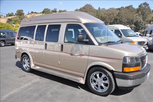 GMC Savana 2005 photo 3