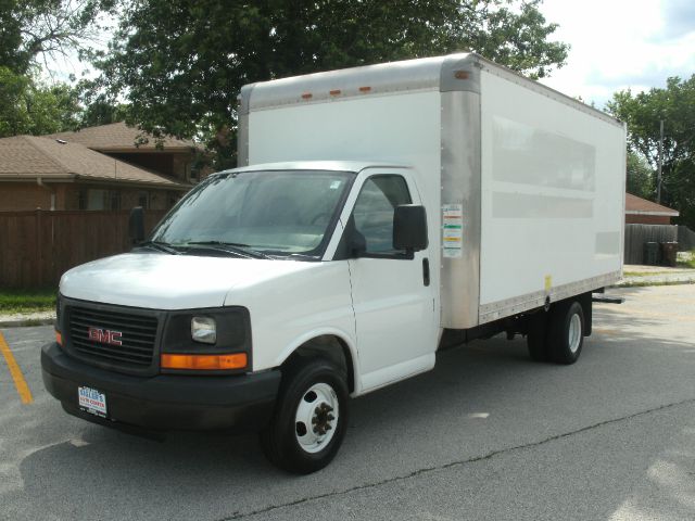 GMC Savana 2005 photo 3