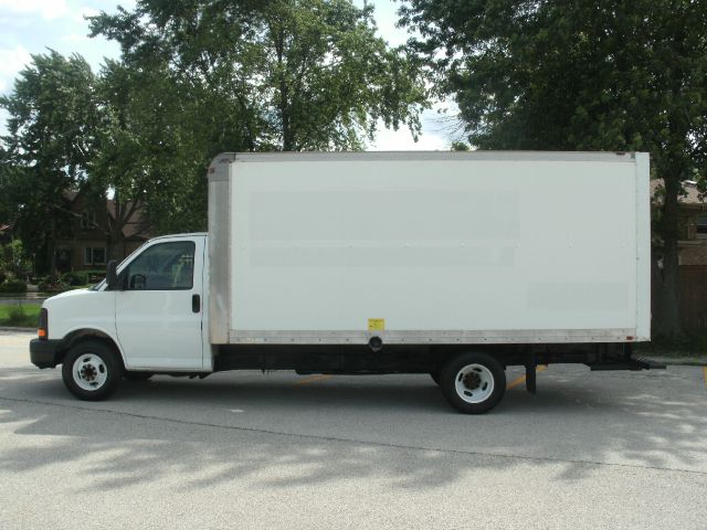 GMC Savana 2005 photo 4