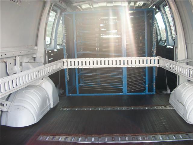 GMC Savana 2005 photo 3