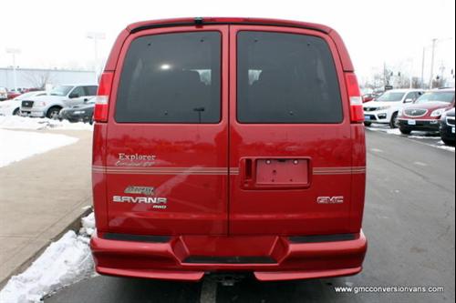 GMC Savana 2005 photo 2
