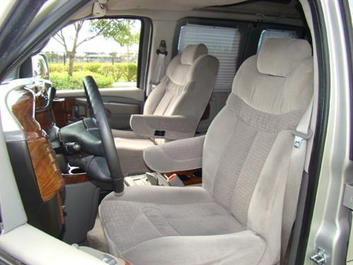 GMC Savana 2005 photo 4