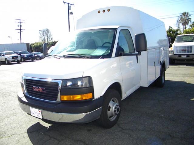 GMC Savana Limited Edition 4WD Passenger Van