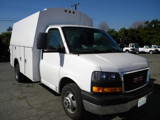 GMC Savana 2005 photo 2