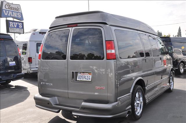 GMC Savana 2006 photo 3