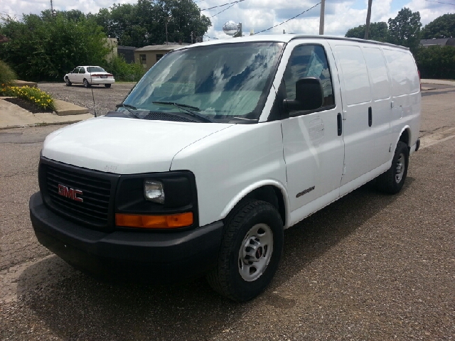 GMC Savana 2006 photo 3