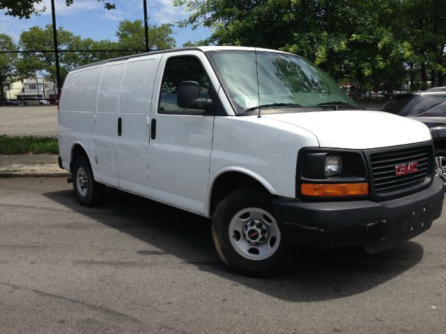 GMC Savana 2006 photo 4