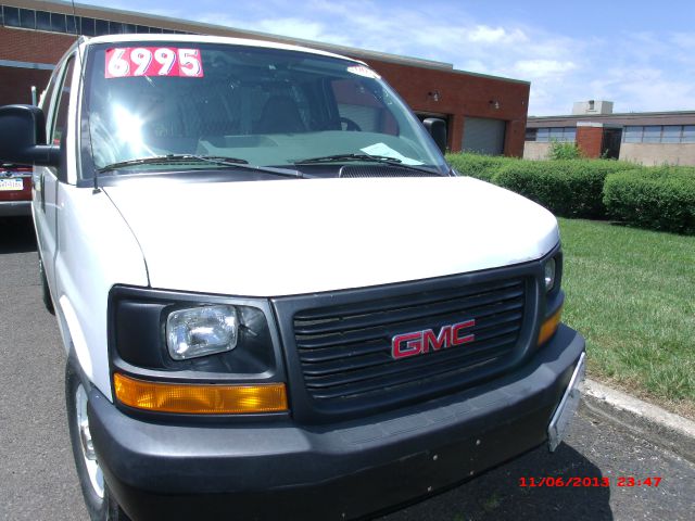 GMC Savana 2007 photo 1