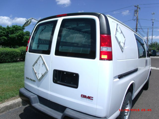 GMC Savana 2007 photo 3