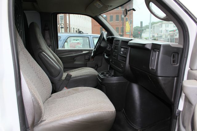 GMC Savana 2008 photo 1