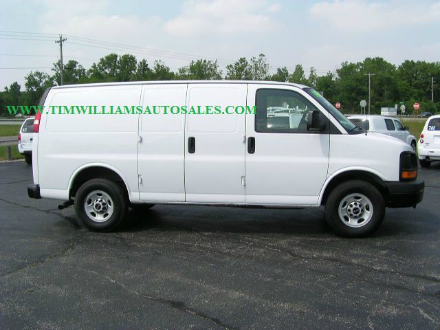 GMC Savana 2008 photo 8