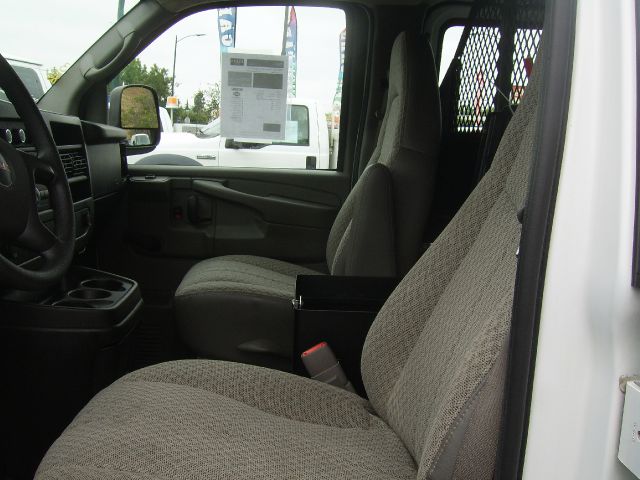 GMC Savana 2009 photo 5