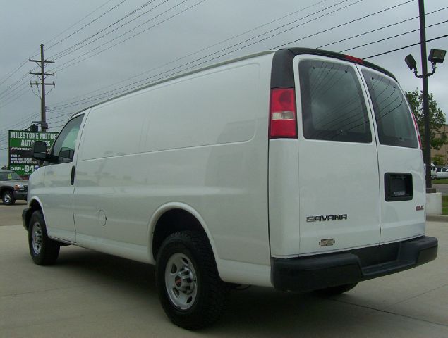 GMC Savana 2009 photo 10