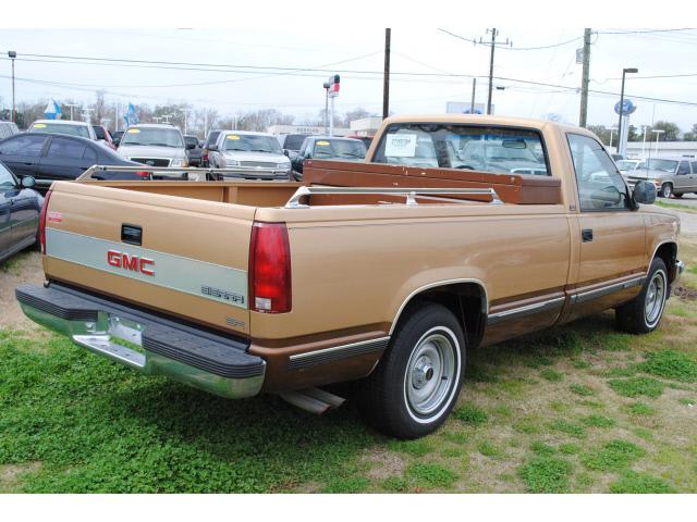 GMC Sierra 1989 photo 2