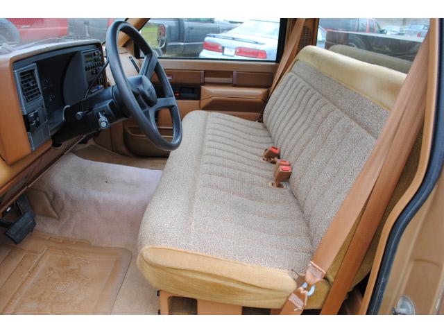 GMC Sierra 1989 photo 4