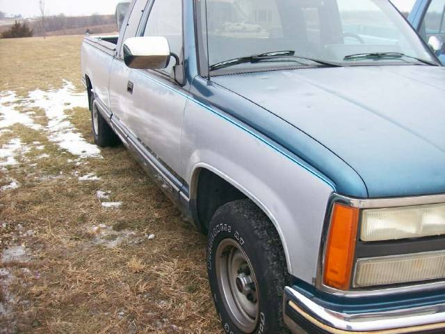 GMC Sierra 1991 photo 2