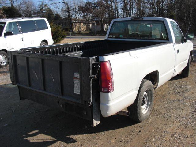 GMC Sierra 1994 photo 2