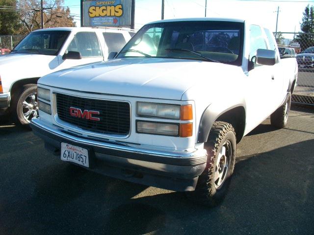 GMC Sierra 1996 photo 1