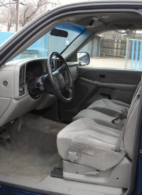 GMC Sierra 2000 photo 2