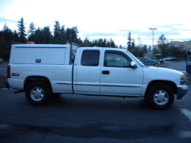 GMC Sierra 2000 photo 1