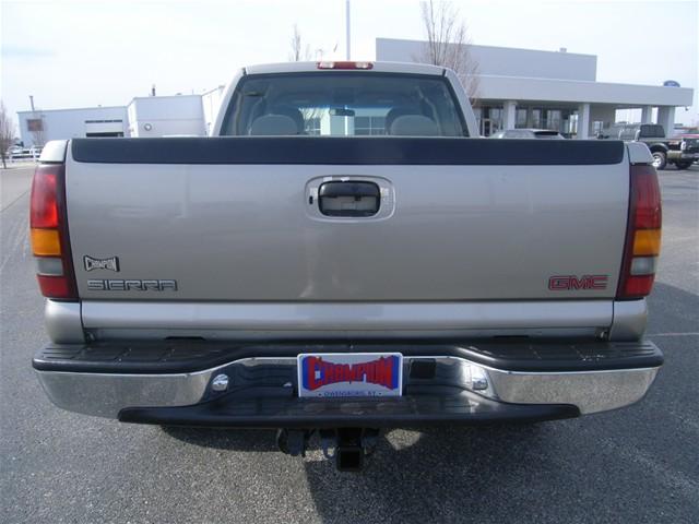 GMC Sierra 2000 photo 1